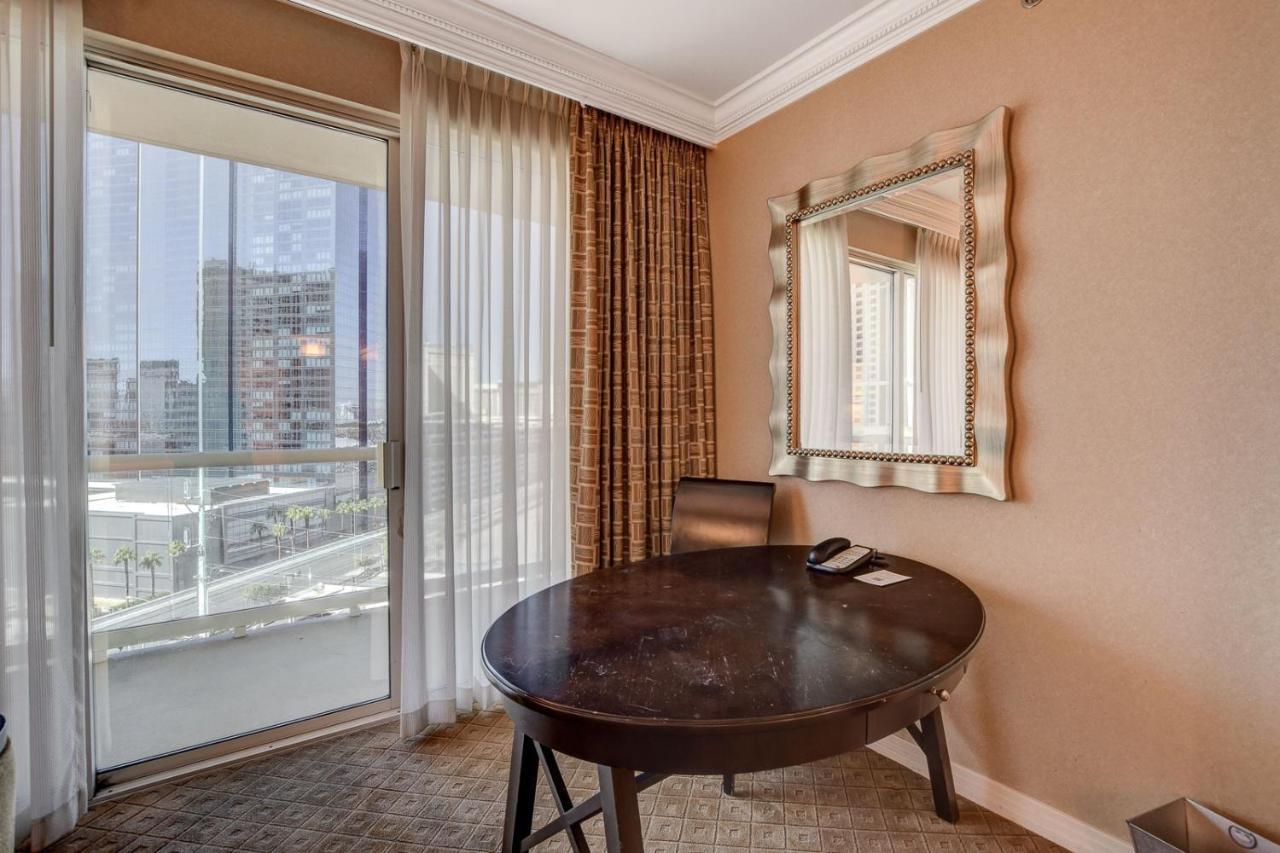 Strip & Sphere View! Privately Owned Condo Hotel-The Signature At Mgm Лас-Вегас Екстер'єр фото
