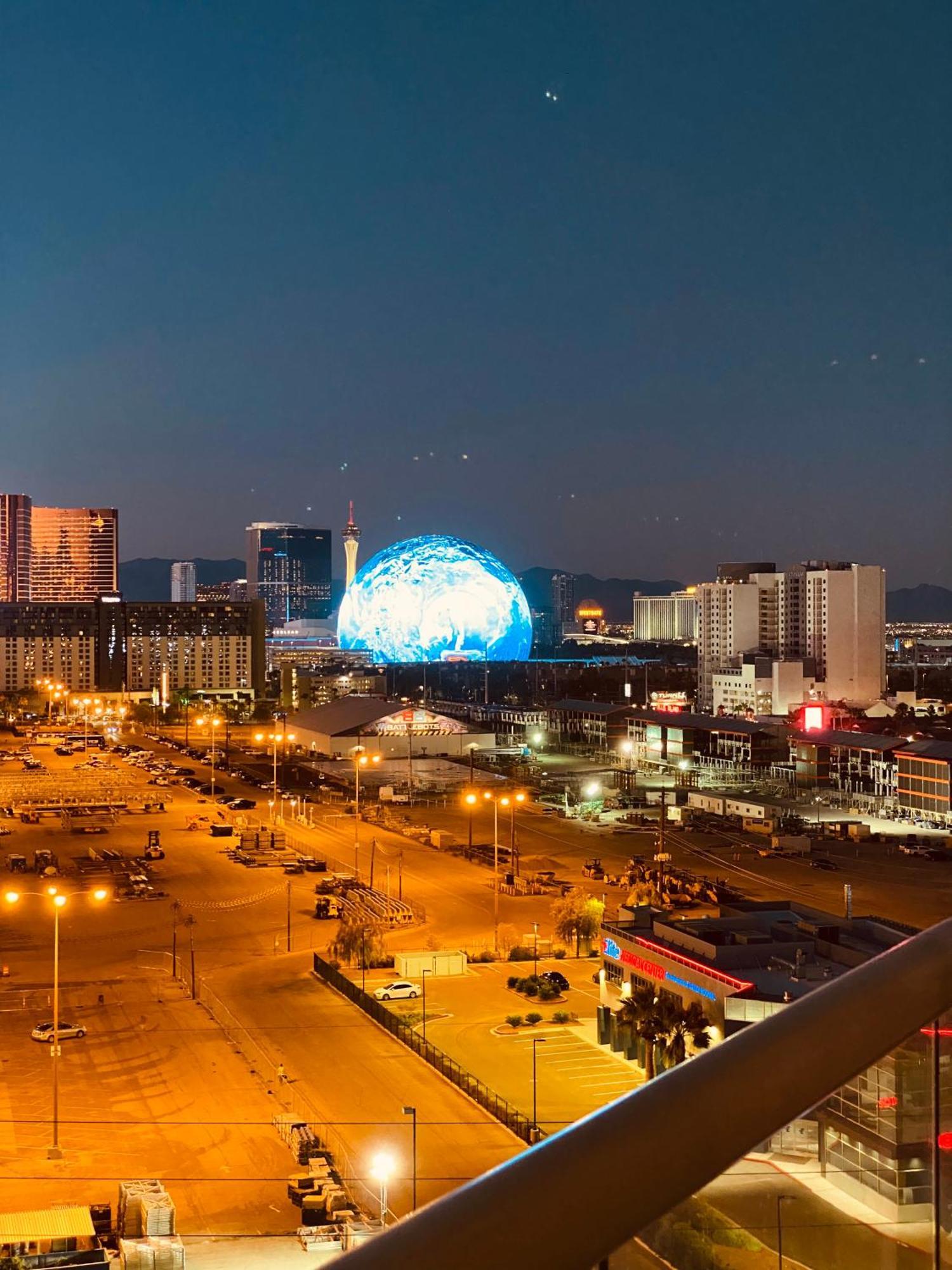 Strip & Sphere View! Privately Owned Condo Hotel-The Signature At Mgm Лас-Вегас Екстер'єр фото